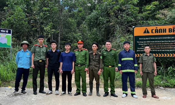 Bắc Ninh: Giải cứu kịp thời hai du khách lạc trong rừng sâu Tây Yên Tử